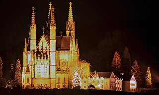 Apollinariskirche at night