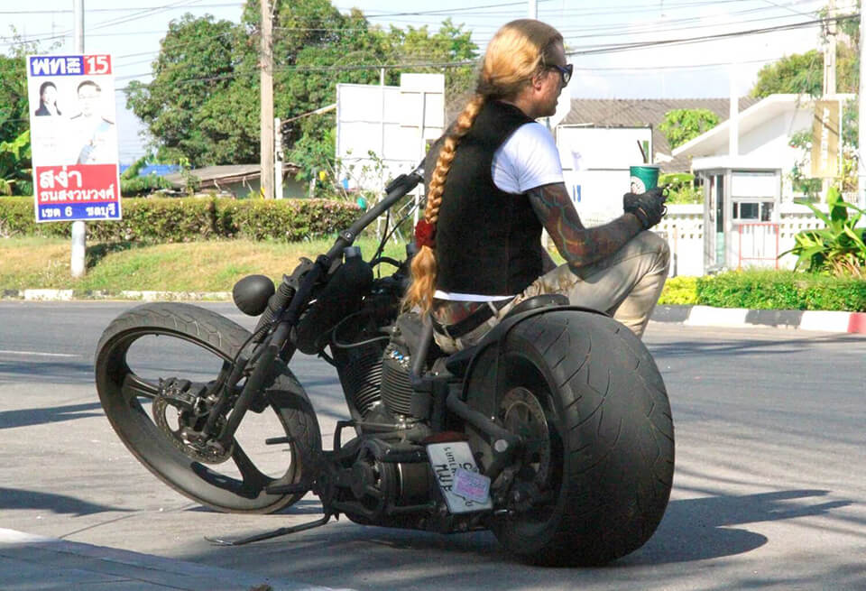 Mario Kleff rides the Black Mamba V2 2540cc across Thailand